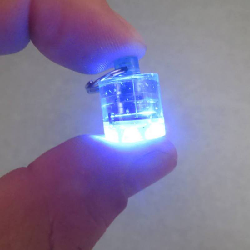 ミニ釣りアトラクションランプ光るルアー LED 点滅集魚灯イ - Fishing Boat Navigation Light のレビューと価格